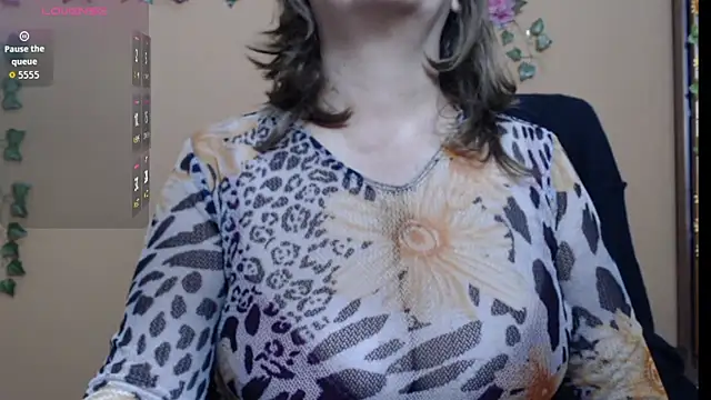 Snapshot of Hellensextits chatting on September 14, 2025, 9:19 am Hellensextits online show from September 14, 2025, 9:19 am