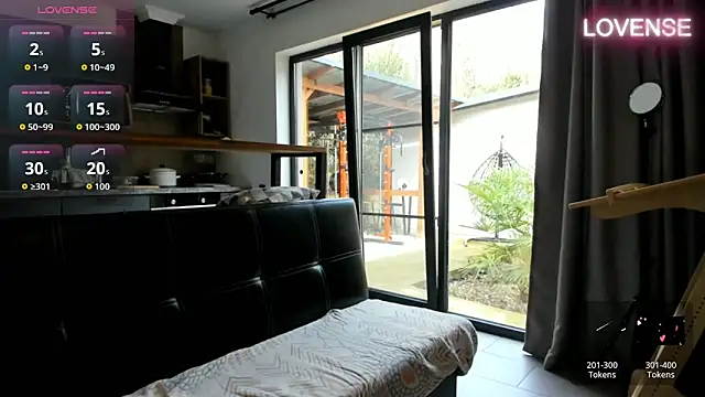 Snapshot of ElizSweet chatting on February 25, 2026, 10:25 am ElizSweet online show from February 25, 2026, 10:25 am