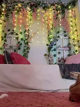 athena samael69 online show from December 11, 2024, 3:13 am