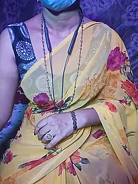 Snapshot of XBHUUME chatting on October 10, 2025, 4:39 pm XBHUUME online show from October 10, 2025, 4:39 pm