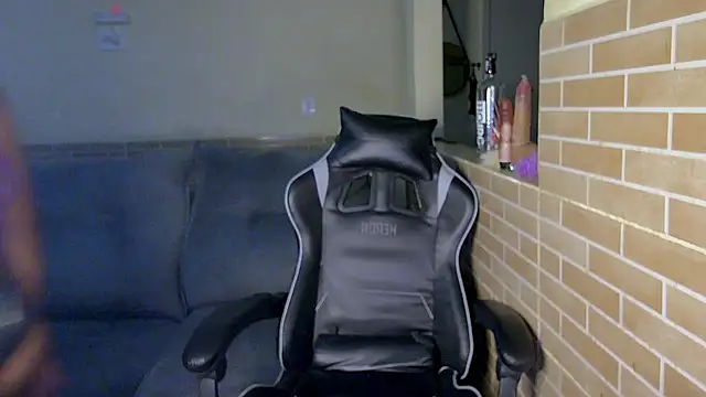 isa hotwifee online show from January 14, 2025, 1:28 pm