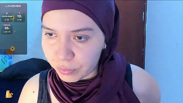 MatchedEyebrow online show from December 16, 2024, 11:28 pm