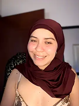 MatchedEyebrow online show from April 18, 2026, 9:04 pm