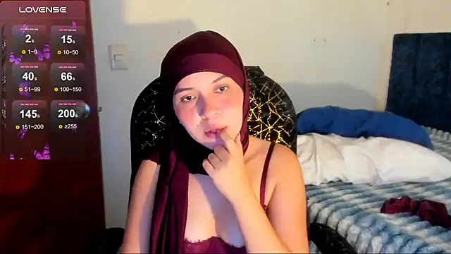 MatchedEyebrow online show from July 24, 2026, 9:35 pm