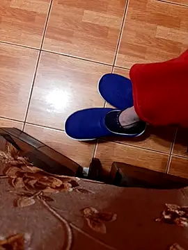 feet toes online show from January 8, 2026, 5:32 am