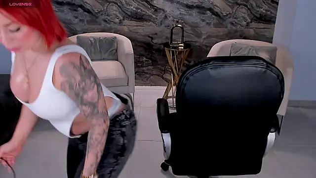 MadelineFox online show from February 24, 2026, 8:34 am