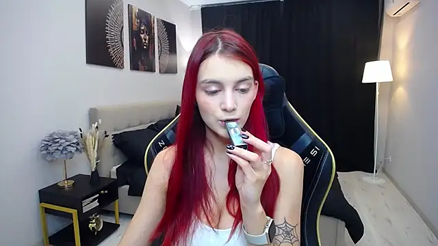 RedLipse online show from December 1, 2025, 2:27 am