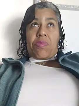 Molly newman6 online show from February 8, 2025, 7:04 am