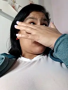 Molly newman6 online show from March 7, 2025, 8:00 pm