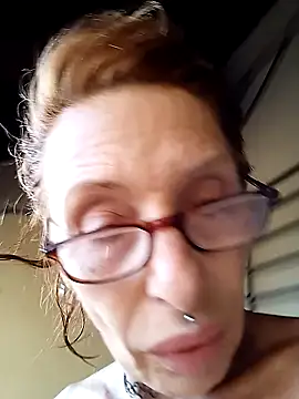 FrozenWaffle online show from February 8, 2025, 9:57 pm