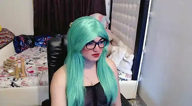 Snapshot of Goddess_Sarah chatting on December 14, 2024, 8:45 am Goddess Sarah online show from December 14, 2024, 8:45 am