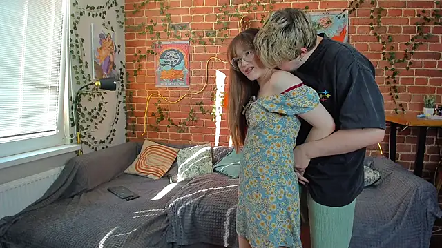 yamy yamy yamy online show from September 11, 2025, 1:00 pm