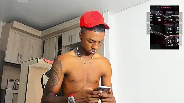 YeremiBrowm online show from October 30, 2025, 8:42 pm