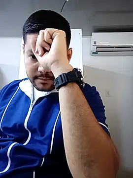 Snapshot of Diosymar_ chatting on January 18, 2026, 6:23 pm Diosymar online show from January 18, 2026, 6:23 pm