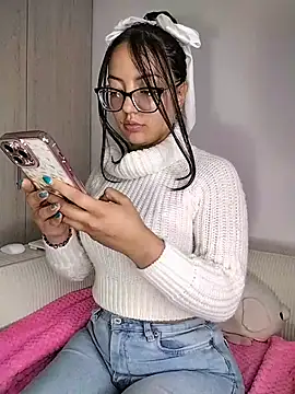 amycute  online show from July 5, 2026, 11:34 pm