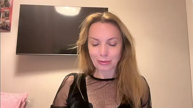 RachellAmazing online show from March 20, 2025, 9:13 pm