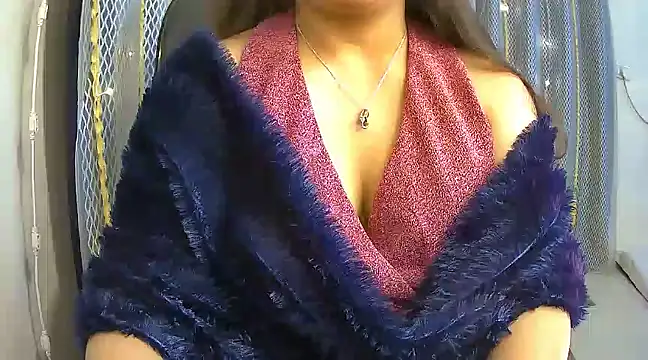 avav love online show from December 9, 2024, 3:22 pm