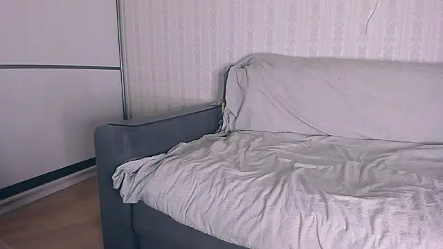 Jessica Rubatte online show from December 16, 2025, 7:35 am