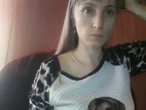 Snapshot of Biddy_Alana chatting on December 17, 2024, 9:28 am Biddy Alana online show from December 17, 2024, 9:28 am