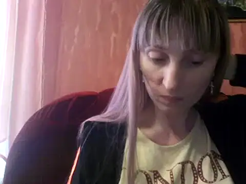 Snapshot of Biddy_Alana chatting on January 5, 2025, 11:37 am Biddy Alana online show from January 5, 2025, 11:37 am