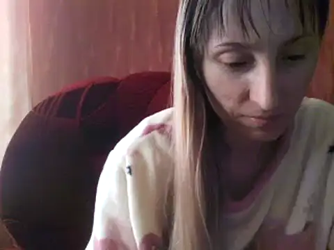 Snapshot of Biddy_Alana chatting on February 19, 2025, 8:12 am Biddy Alana online show from February 19, 2025, 8:12 am