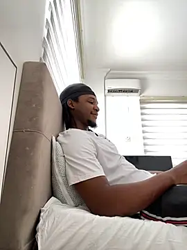 finefinance online show from November 2, 2025, 7:00 am