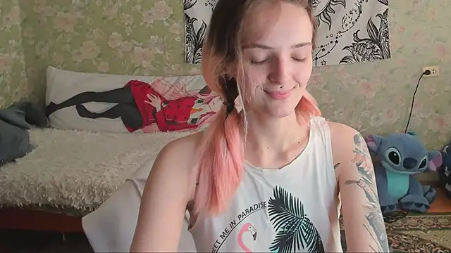 Cutie Adelia online show from September 20, 2025, 10:16 am