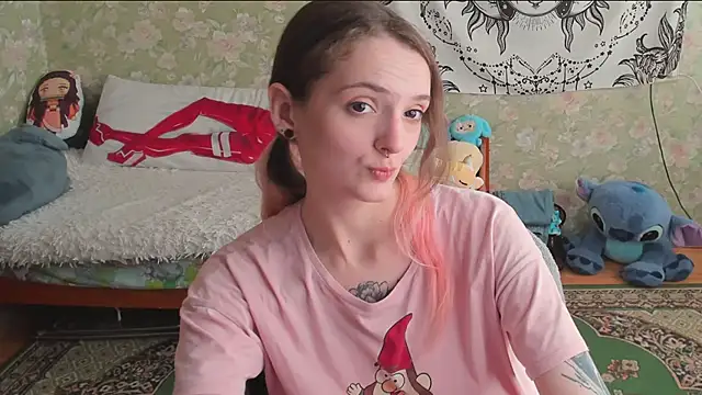 Snapshot of Cutie_Adelia chatting on June 4, 2026, 11:05 am Cutie Adelia online show from June 4, 2026, 11:05 am