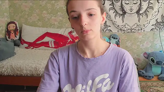Snapshot of Cutie_Adelia chatting on June 8, 2026, 11:32 am Cutie Adelia online show from June 8, 2026, 11:32 am