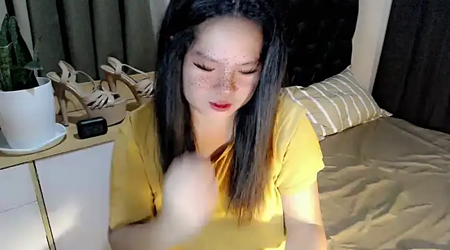 Snapshot of UrFuckingSweet_Angelxxx chatting on February 2, 2025, 4:54 pm UrFuckingSweet Angelxxx online show from February 2, 2025, 4:54 pm