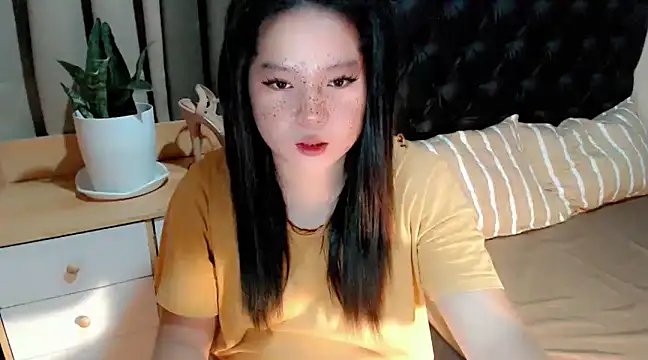 Snapshot of UrFuckingSweet_Angelxxx chatting on February 3, 2025, 1:51 pm UrFuckingSweet Angelxxx online show from February 3, 2025, 1:51 pm
