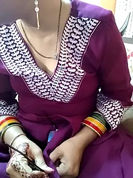 Diya 143 online show from May 12, 2026, 5:48 am