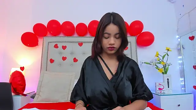 Snapshot of AnahiRivera chatting on February 14, 2025, 11:53 am AnahiRivera online show from February 14, 2025, 11:53 am