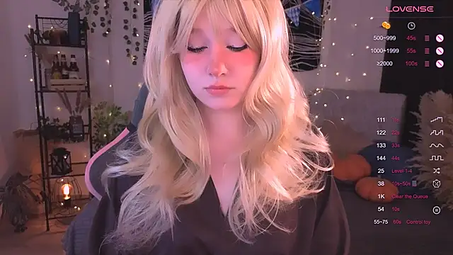 IrmaBell online show from October 16, 2025, 10:44 pm