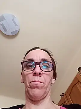 Dettybitch40 online show from October 20, 2025, 8:48 am