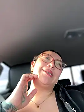 nativepumpkin95 online show from October 9, 2025, 10:41 pm