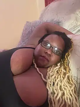 Michyboldy online show from March 3, 2025, 5:09 am