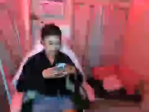 young salsalita online show from October 7, 2025, 11:18 am