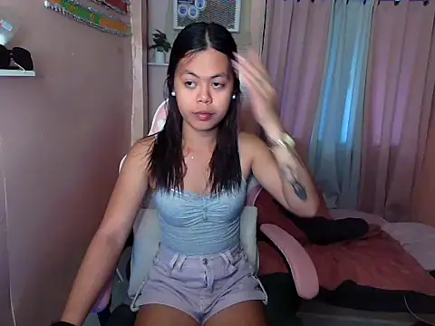 Snapshot of young_salsalita chatting on July 13, 2026, 6:49 am young salsalita online show from July 13, 2026, 6:49 am