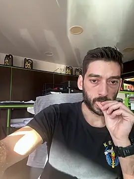 Snapshot of dk2995 chatting on December 11, 2024, 9:41 am dk2995 online show from December 11, 2024, 9:41 am