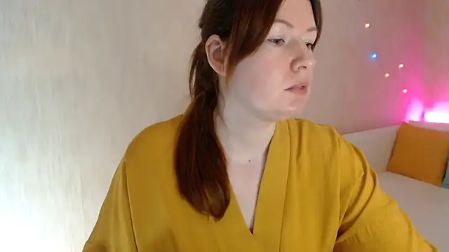 Kira land online show from March 11, 2025, 2:18 pm