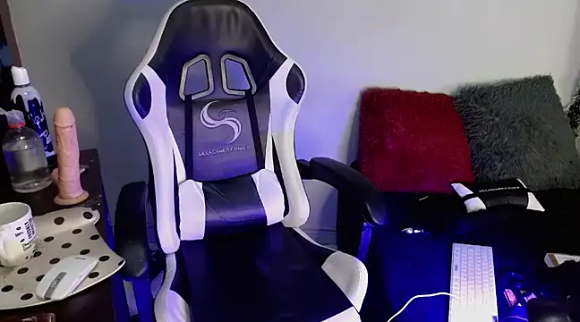 Snapshot of Ardat_Lili69 chatting on January 7, 2025, 7:59 pm Ardat Lili69 online show from January 7, 2025, 7:59 pm