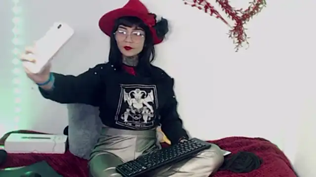 Snapshot of Ardat_Lili69 chatting on November 28, 2025, 5:48 pm Ardat Lili69 online show from November 28, 2025, 5:48 pm