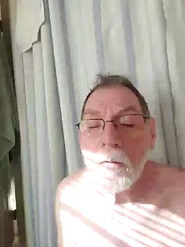 Snapshot of CDforU chatting on January 14, 2025, 4:50 pm CDforU online show from January 14, 2025, 4:50 pm