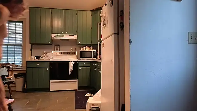 Snapshot of CDforU chatting on October 15, 2025, 11:21 am CDforU online show from October 15, 2025, 11:21 am