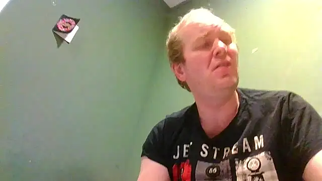 Snapshot of Janssen88 chatting on January 9, 2026, 9:27 pm Janssen88 online show from January 9, 2026, 9:27 pm