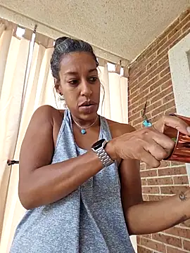 Goldenlace online show from September 20, 2025, 9:21 am