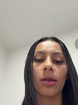 Snapshot of karlyn_angels chatting on March 22, 2025, 3:09 am karlyn angels online show from March 22, 2025, 3:09 am