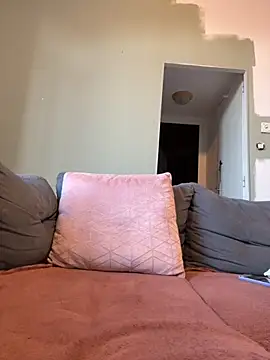 Daisy Michto Officiel online show from October 6, 2025, 6:44 am