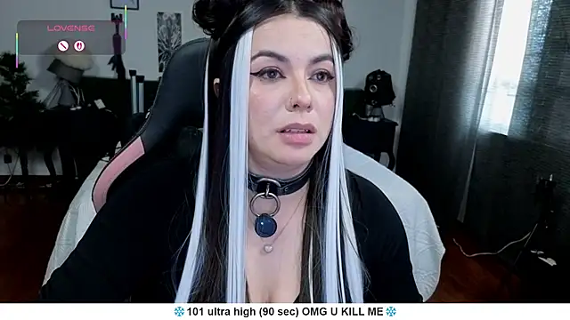 Liah santos online show from April 10, 2026, 3:50 pm